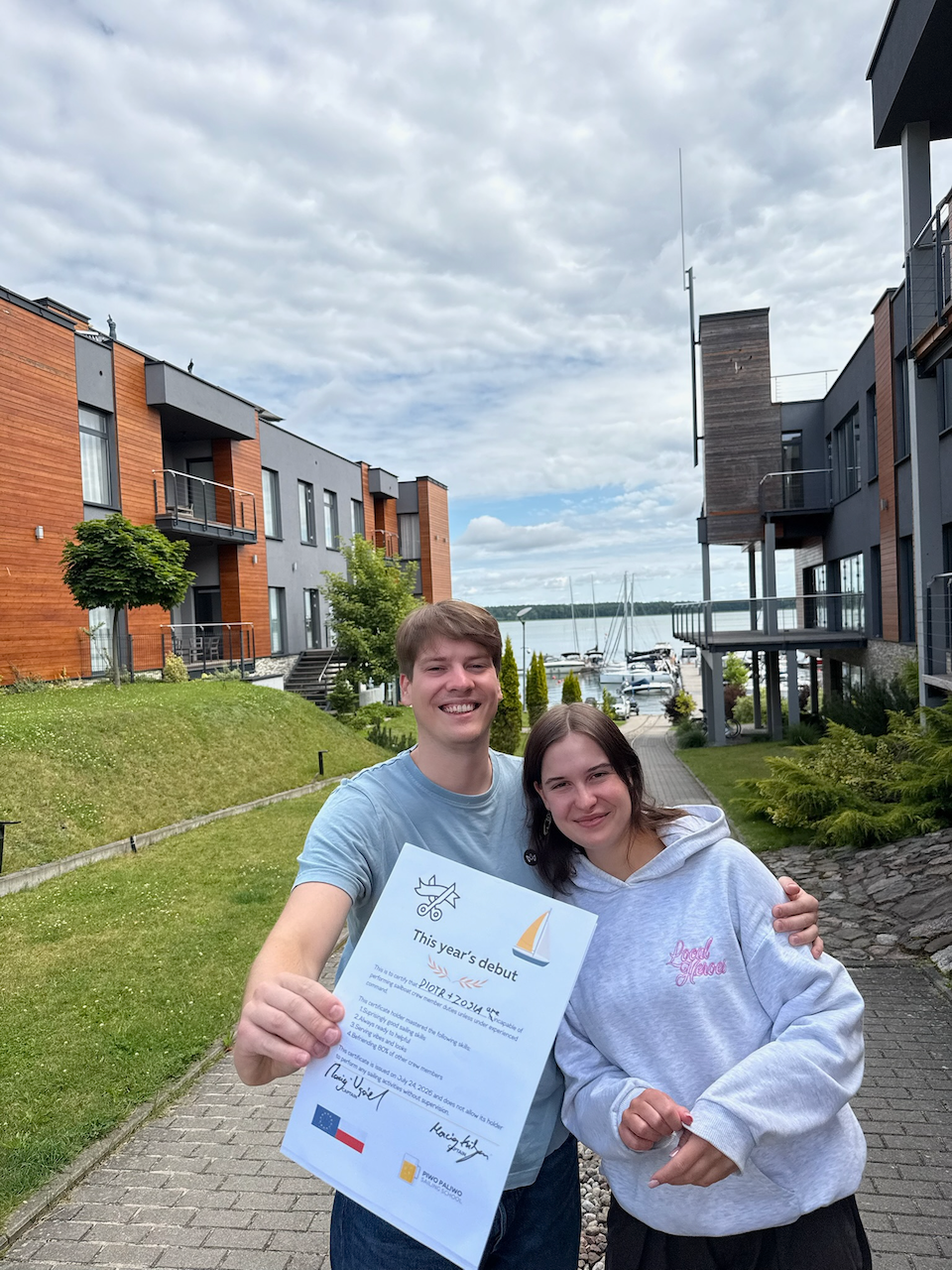 Piotr and Zosia with the Debut of the Year award